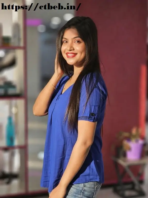 female escort Kolkata profile